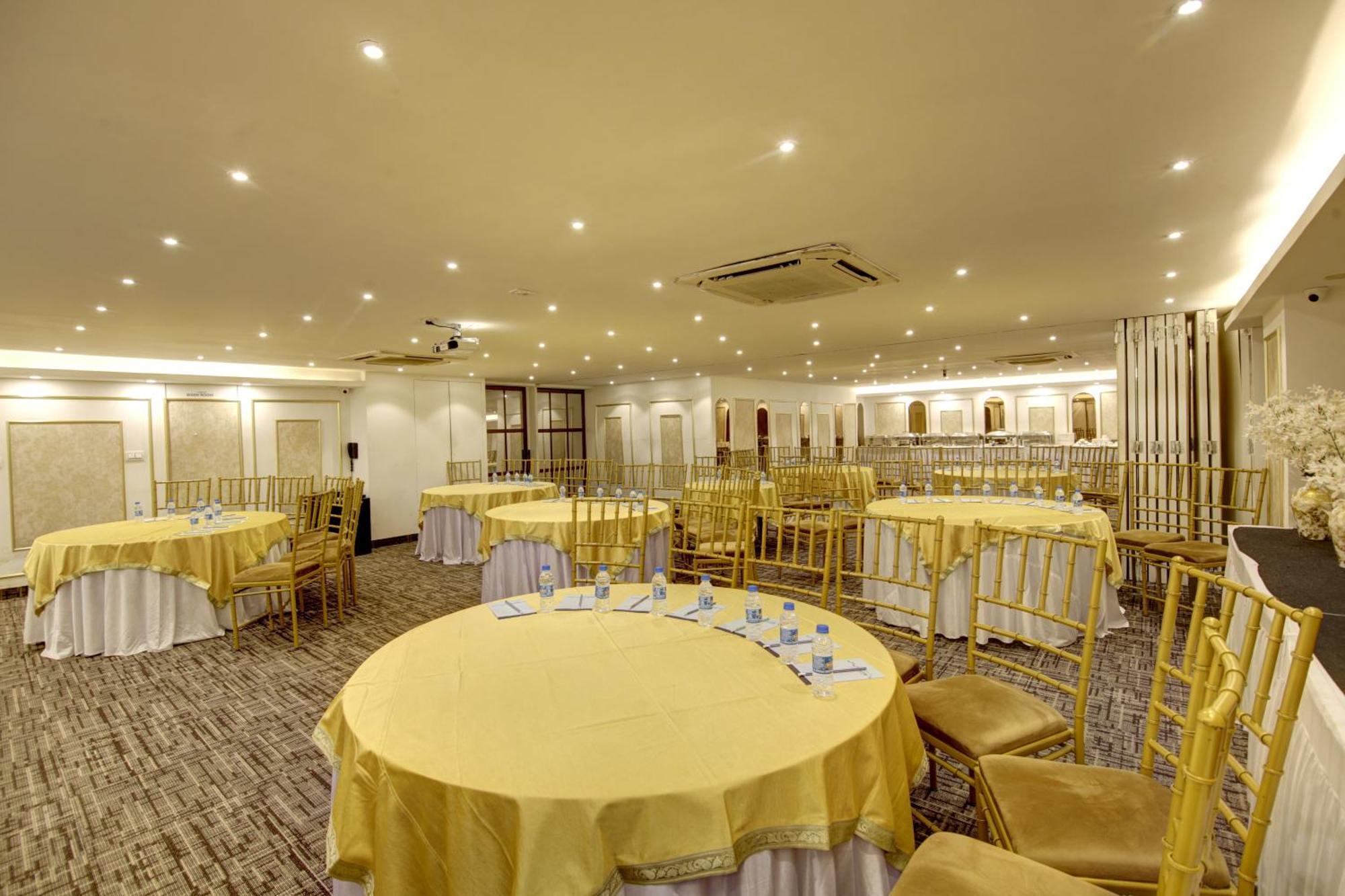 Hotel Town Pallace Inn Patel Nagar New Delhi Dış mekan fotoğraf